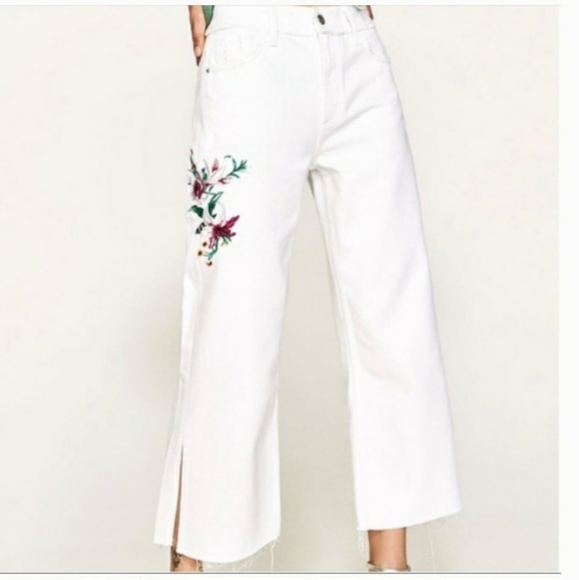 Zara Denim - Zara raw hem white embroidered wide leg jeans